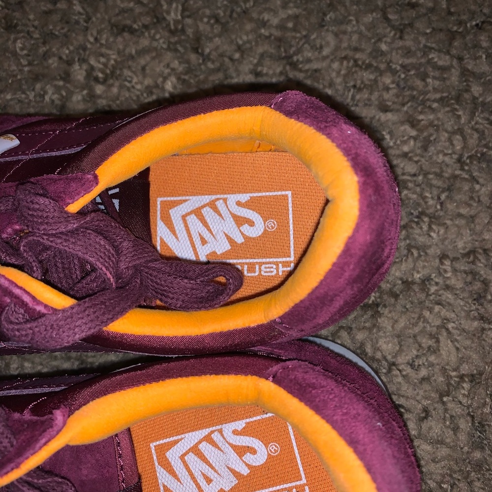Vans - Picture 2 of 3